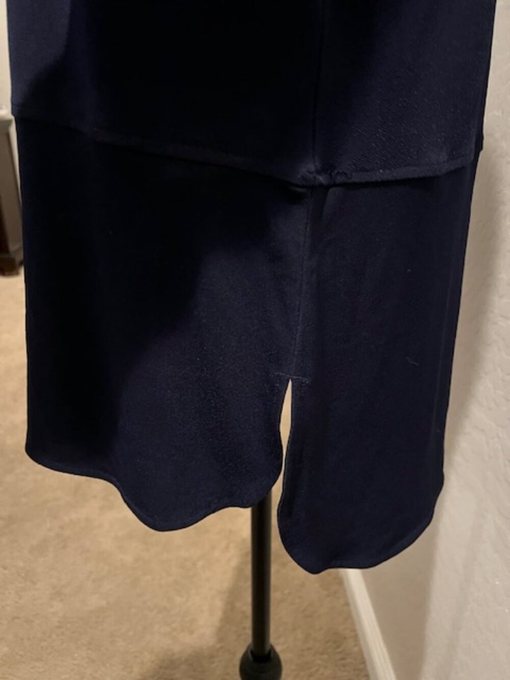 Lauren Ralph Lauren Navy Blouse XL NWT Split Neck Layered Hem Top - Picture 2 of 4